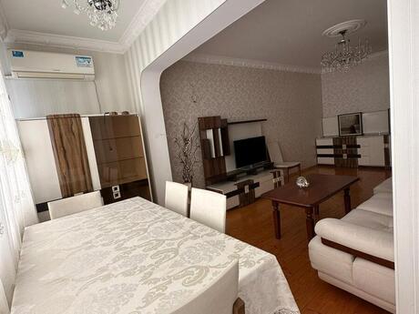 2 otaqlı köhnə tikili - Səbail r. - 70 m²