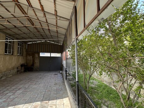 4 otaqlı həyət evi/bağ evi - Lökbatan q. - 120 m²