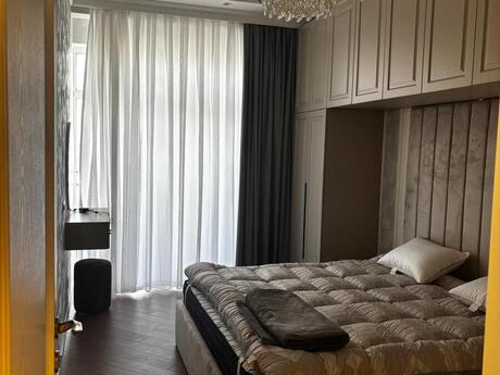 3 otaqlı yeni tikili - Ağ şəhər q. - 119 m²