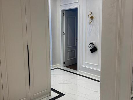 3 otaqlı yeni tikili - Ağ şəhər q. - 119 m²