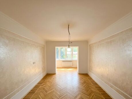 3 otaqlı köhnə tikili - İçəri Şəhər m. - 80 m²