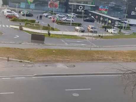 4 otaqlı köhnə tikili - Həzi Aslanov m. - 115 m²