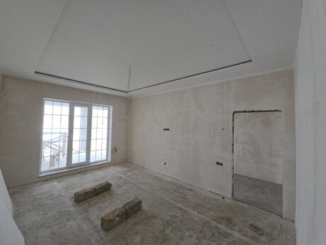 4 otaqlı həyət evi/bağ evi - Novxanı q. - 140 m²