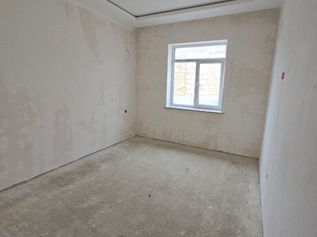 4 otaqlı həyət evi/bağ evi - Novxanı q. - 140 m²