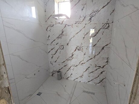4 otaqlı həyət evi/bağ evi - Novxanı q. - 140 m²