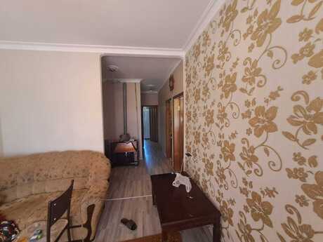 3 otaqlı köhnə tikili - Əhmədli m. - 85 m²