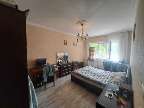 3 otaqlı köhnə tikili - Əhmədli m. - 85 m²