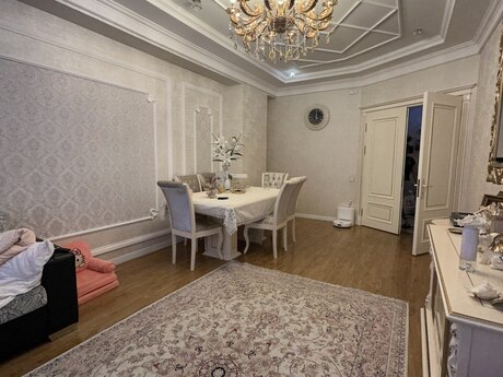 3-комн. новостройка - м. Шах Исмаил Хатаи - 120 м²