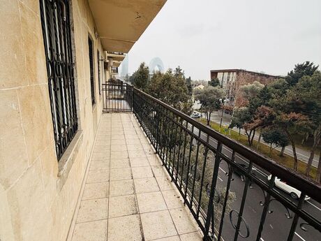 3 otaqlı köhnə tikili - Sahil m. - 150 m²