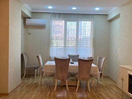 Elan №6103351 - Bakı, Nizami m., 3 otaqlı, 140 m², 3/16 mərtəbə