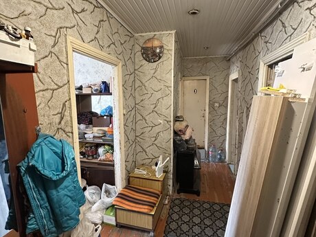 4 otaqlı köhnə tikili - Lökbatan q. - 84 m²