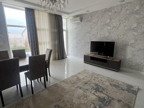 5 otaqlı həyət evi/bağ evi - Badamdar q. - 200 m²