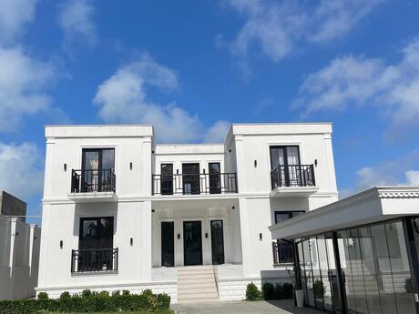 5 otaqlı həyət evi/bağ evi - Mərdəkan q. - 500 m²