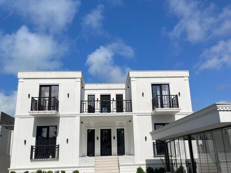 5 otaqlı həyət evi/bağ evi - Mərdəkan q. - 500 m²
