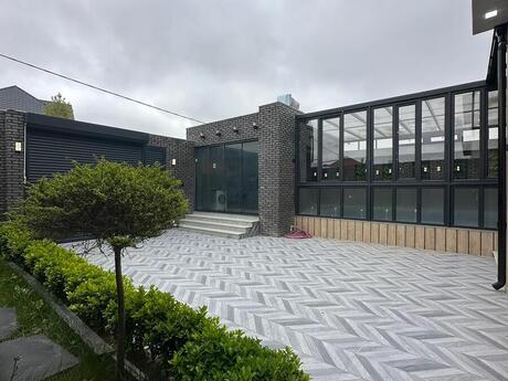 4 otaqlı həyət evi/bağ evi - Mərdəkan q. - 160 m²