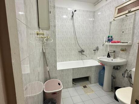 2 otaqlı köhnə tikili - Nəsimi m. - 45 m²
