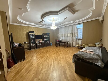 3 otaqlı yeni tikili - İnşaatçılar m. - 150 m²