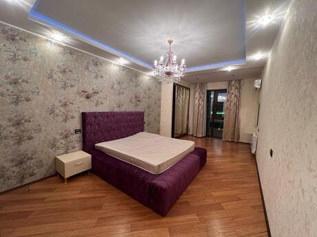4 otaqlı yeni tikili - Şah İsmayıl Xətai m. - 200 m²