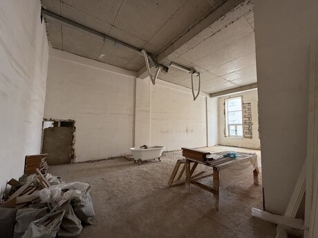 4 otaqlı yeni tikili - 8 Noyabr m. - 188 m²
