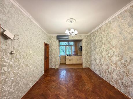 2 otaqlı köhnə tikili - Memar Əcəmi m. - 50 m²