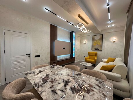 3-комн. новостройка - м. Ази Асланов - 92 м²