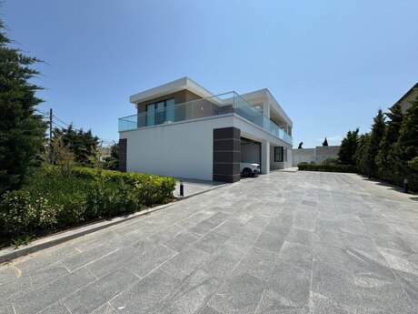 6 otaqlı həyət evi/bağ evi - Mərdəkan q. - 400 m²
