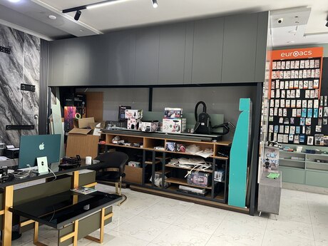 Obyekt - Neftçilər m. - 75 m²