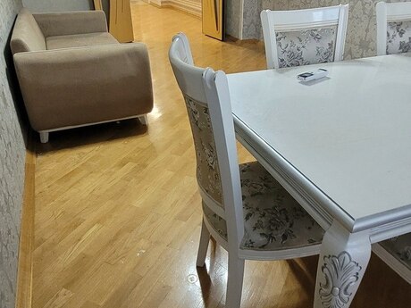 3 otaqlı yeni tikili - Bakıxanov q. - 117 m²