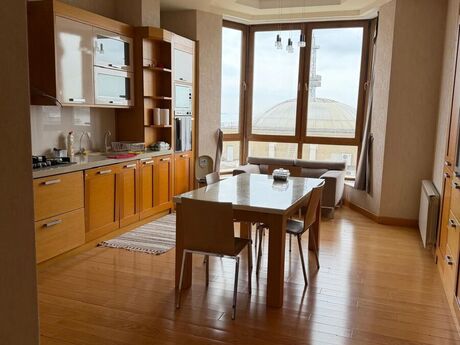4 otaqlı yeni tikili - Sahil m. - 180 m²