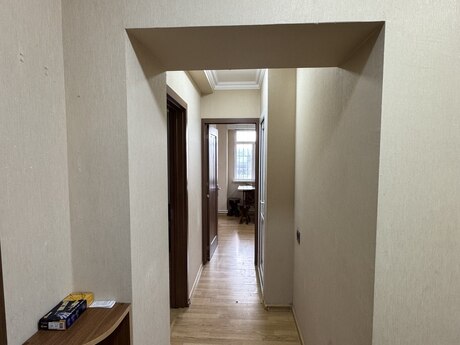 3 otaqlı köhnə tikili - Azadlıq Prospekti m. - 75 m²