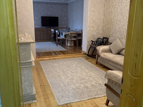 4 otaqlı köhnə tikili - Azadlıq Prospekti m. - 100 m²
