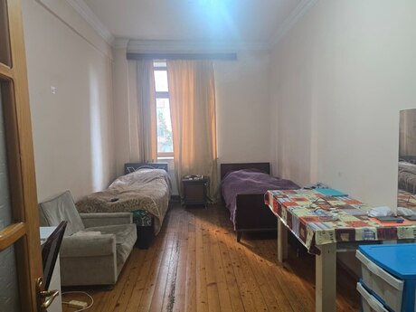3 otaqlı yeni tikili - Nəsimi r. - 105 m²