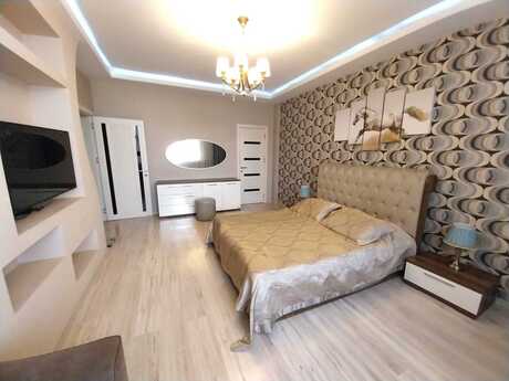 3-комн. новостройка - м. Шах Исмаил Хатаи - 110 м²