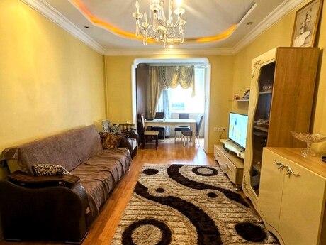3 otaqlı köhnə tikili - Nizami m. - 80 m²