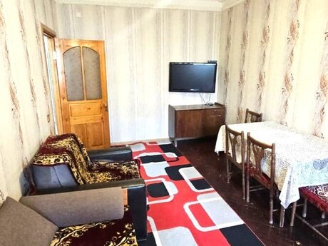 Elan №6103614 - Bakı, Neftçilər m., 2 otaqlı, 60 m², 2/5 mərtəbə