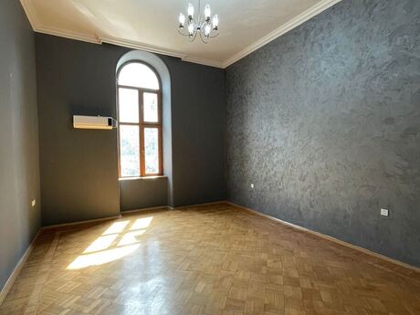 4-room apartment, 200 m², Sahil: 370 000 ₼ 5