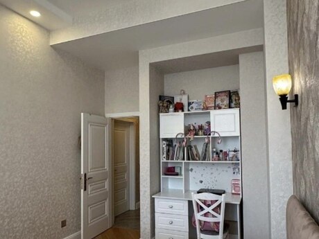 3 otaqlı yeni tikili - İnşaatçılar m. - 100 m²
