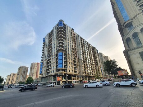3 otaqlı yeni tikili - Elmlər Akademiyası m. - 120 m²