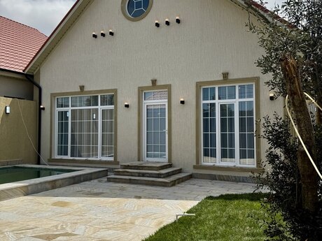 4 otaqlı həyət evi/bağ evi - Şüvəlan q. - 130 m²