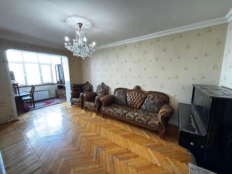 3 otaqlı köhnə tikili - Azadlıq Prospekti m. - 80 m²