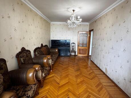 3 otaqlı köhnə tikili - Azadlıq Prospekti m. - 80 m²