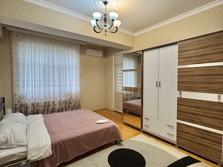 Elan №6103670 - Bakı, Şah İsmayıl Xətai m., 2 otaqlı, 60 m², 4/16 mərtəbə