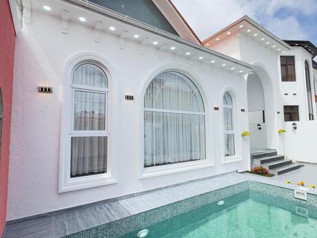 4 otaqlı həyət evi/bağ evi - Buzovna q. - 160 m²