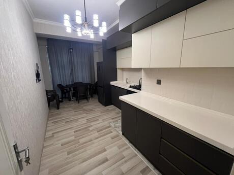 3 otaqlı yeni tikili - 28 May m. - 100 m²