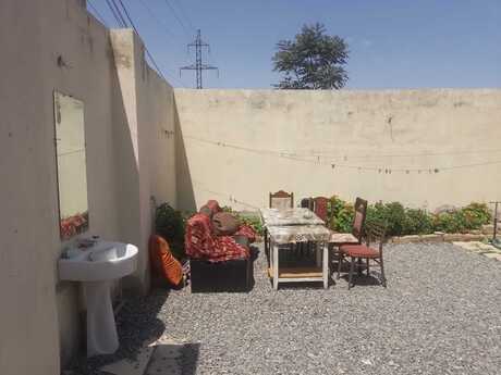 4 otaqlı həyət evi/bağ evi - Bakıxanov q. - 110 m²