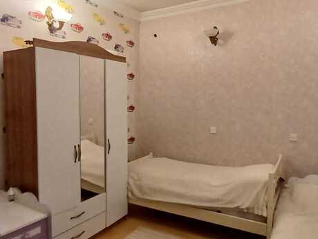 6-комн. дом/дача - м. Элмляр Академиясы - 215 м²