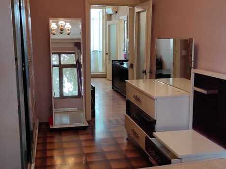 2-комн. вторичка - м. Насими - 60 м²