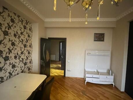 3 otaqlı yeni tikili - Memar Əcəmi m. - 148 m²