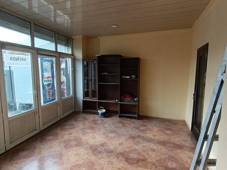 Obyekt - 8 Noyabr m. - 30 m²