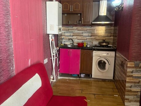 1 otaqlı yeni tikili - İnşaatçılar m. - 40 m²